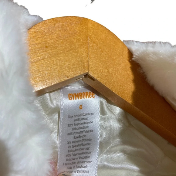 NWT Gymboree Holiday Traditions Faux Fur White Jacket with Bow Size 6 - Picture 3 of 6